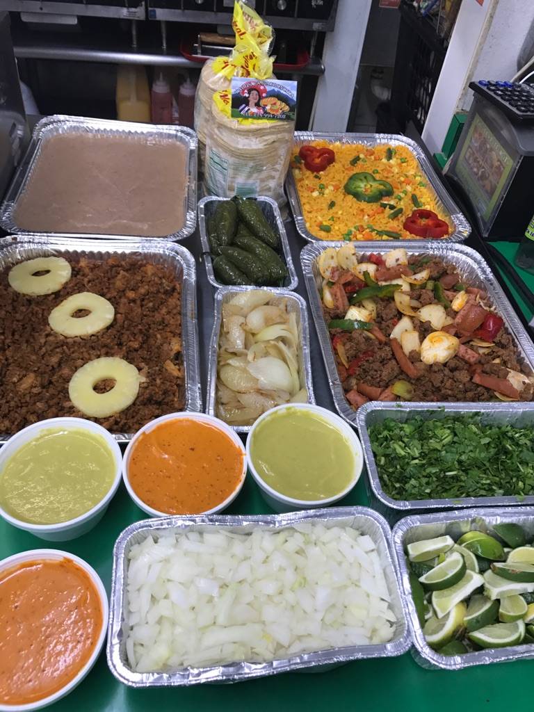 Tacos la Patroncita | restaurant | 2332 Rock Island Rd, Irving, TX 75060, USA | 2149947202 OR +1 214-994-7202