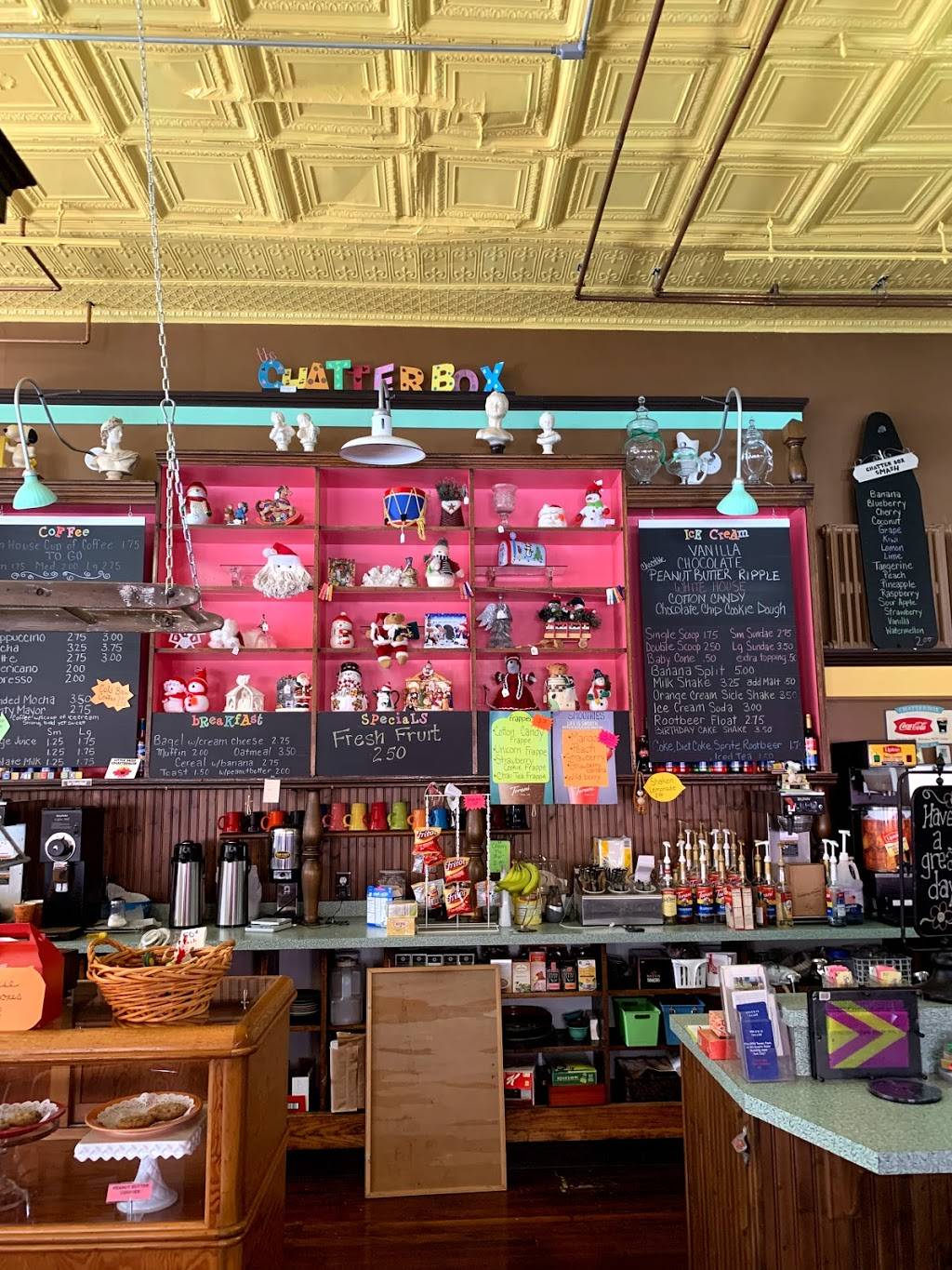 Chatter Box | restaurant | 900 Main St, Portage, PA 15946, USA | 8147363888 OR +1 814-736-3888