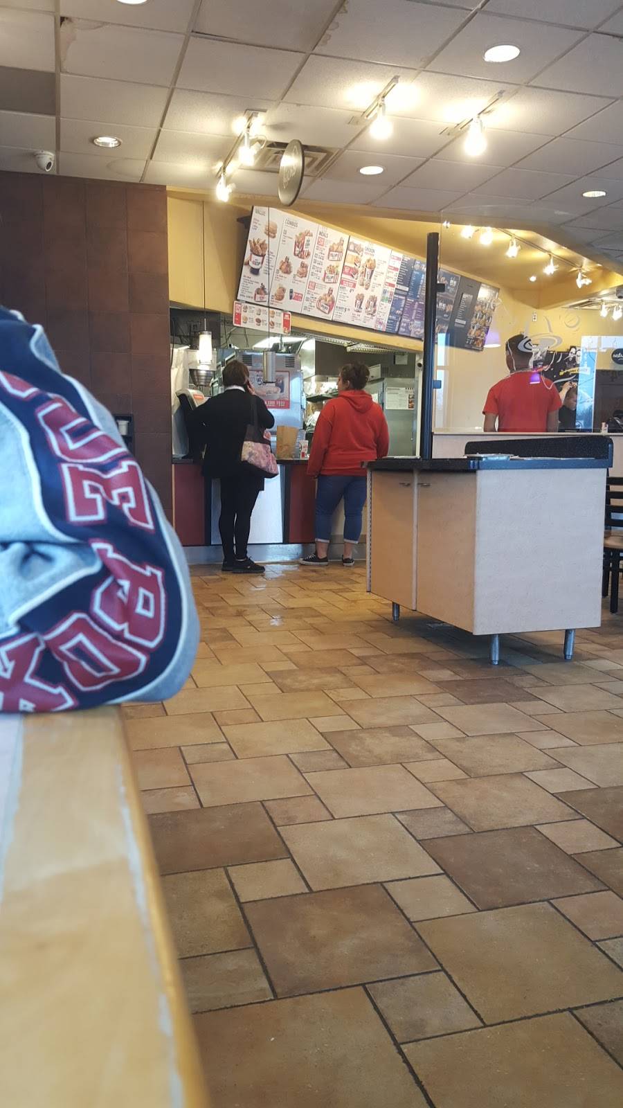 Taco Bell | meal takeaway | 110 Collins St, Eaton, CO 80615, USA | 9704543480 OR +1 970-454-3480