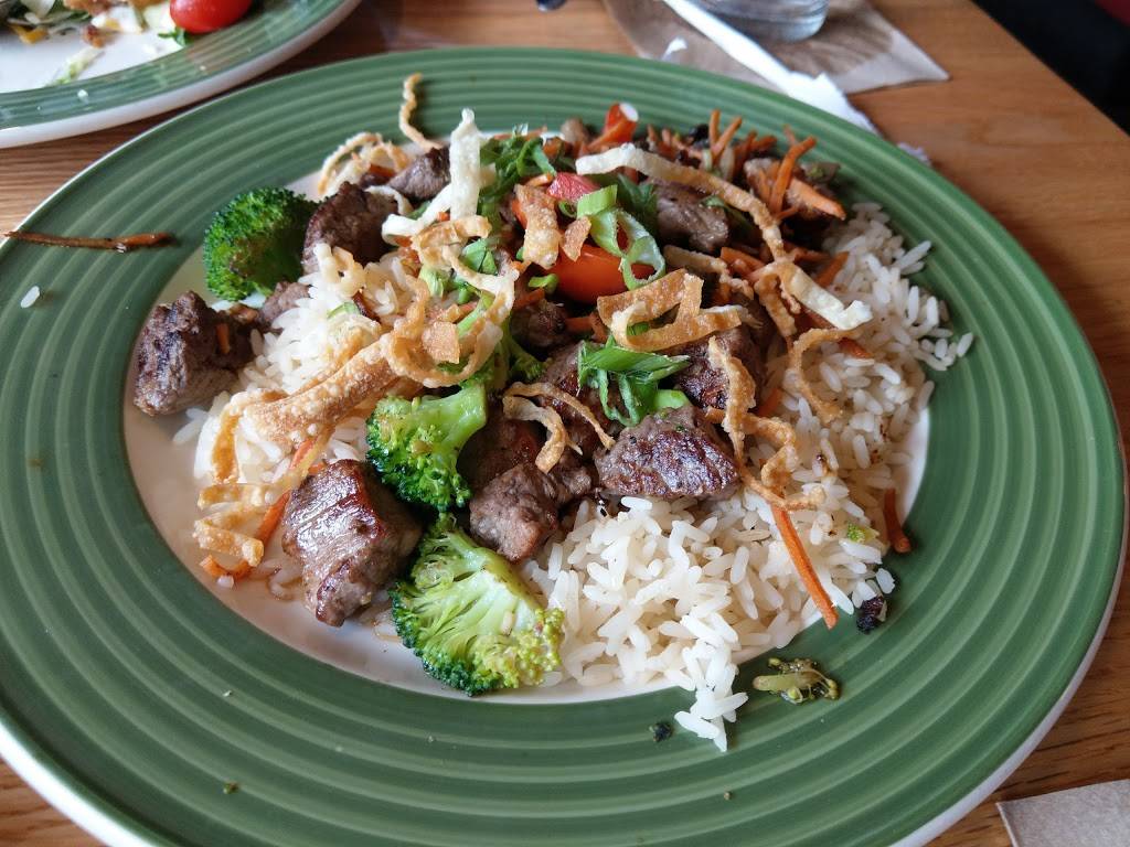 Applebees Grill + Bar | restaurant | 12970 Fair Lakes Shopping Center, Fairfax, VA 22033, USA | 7038029855 OR +1 703-802-9855