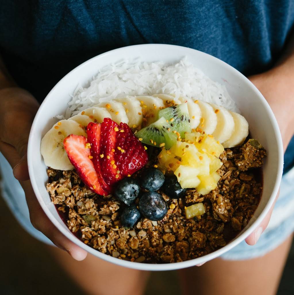 Cafe Surfinista | restaurant | 2 Wave Crest Ave, Indialantic, FL 32903, USA | 3213274570 OR +1 321-327-4570