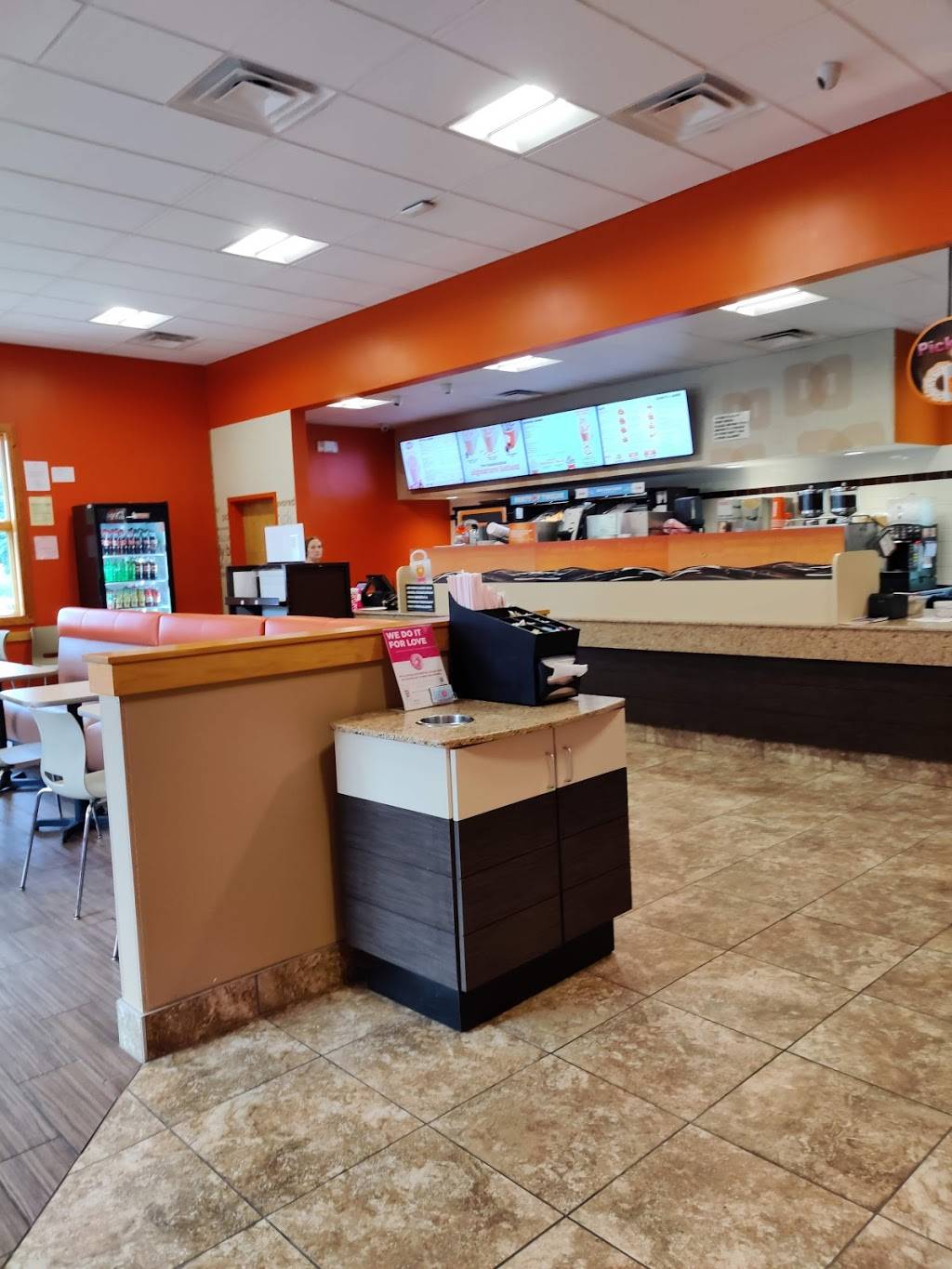 Dunkin | bakery | 2243 Fairview Blvd, Fairview, TN 37062, USA | 6152662792 OR +1 615-266-2792