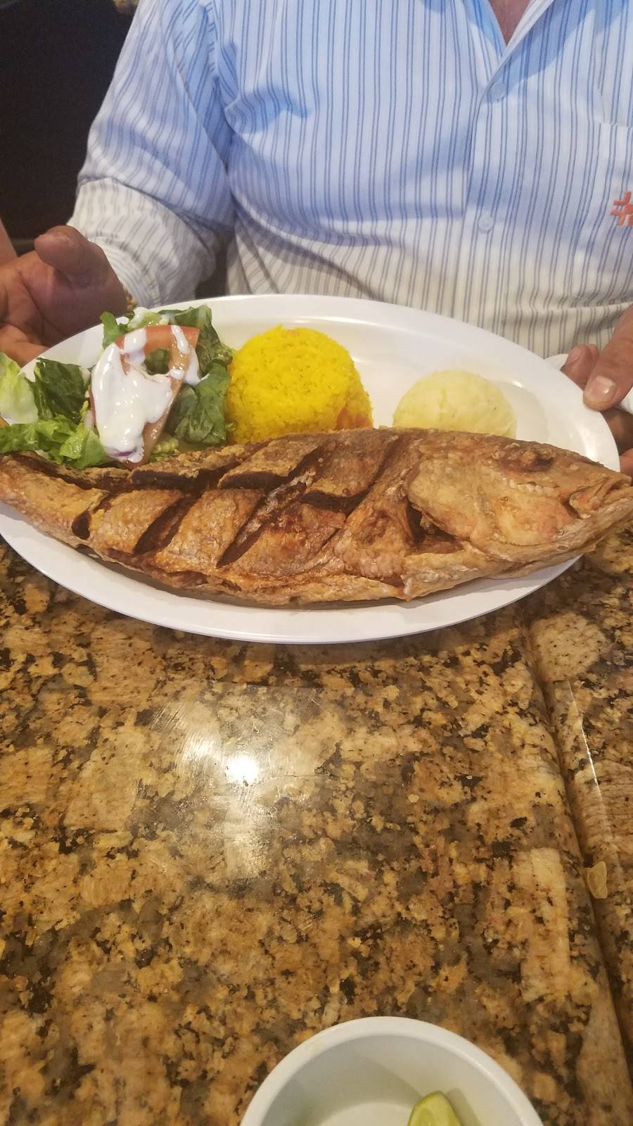 Los Colegas | restaurant | 12430 Edgemere Blvd Suite #205-207, El Paso, TX 79938, USA | 9152617316 OR +1 915-261-7316