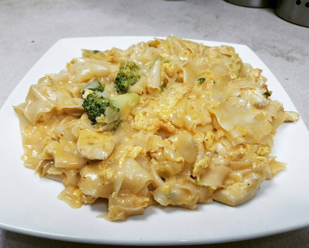 Lanna Thai Cuisine | restaurant | 47292 Van Dyke Ave, Shelby Charter Twp, MI 48317, USA | 5869971180 OR +1 586-997-1180