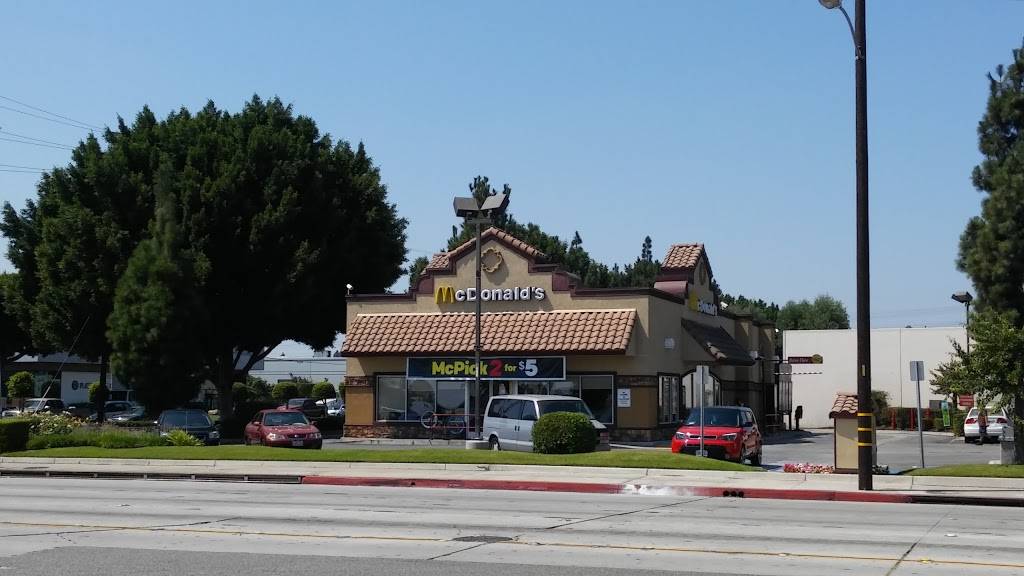 McDonalds | cafe | 7357 Alondra Blvd, Paramount, CA 90723, USA | 5626301444 OR +1 562-630-1444