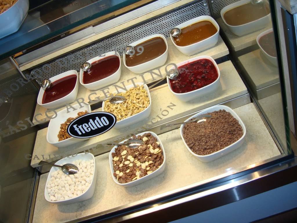 Freddo Gelato and Empanadas | restaurant | 239 1/2 King St, Charleston, SC 29401, USA | 9546373336 OR +1 954-637-3336