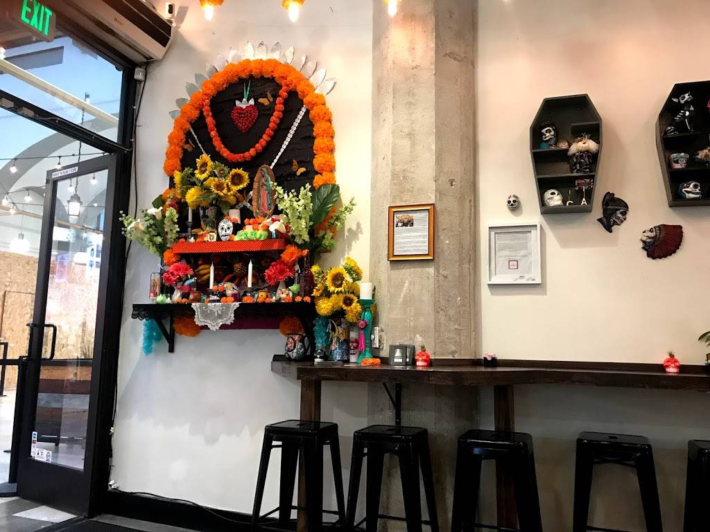 Calavera Burrito Co. | restaurant | 541 S Spring St Suite 107, Los Angeles, CA 90013, USA | 2136283094 OR +1 213-628-3094