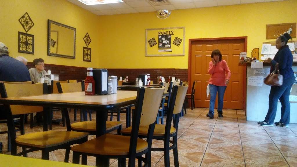 Hazels Family Restaurant | restaurant | 6888 Goodman Rd, Olive Branch, MS 38654, USA | 6628954554 OR +1 662-895-4554