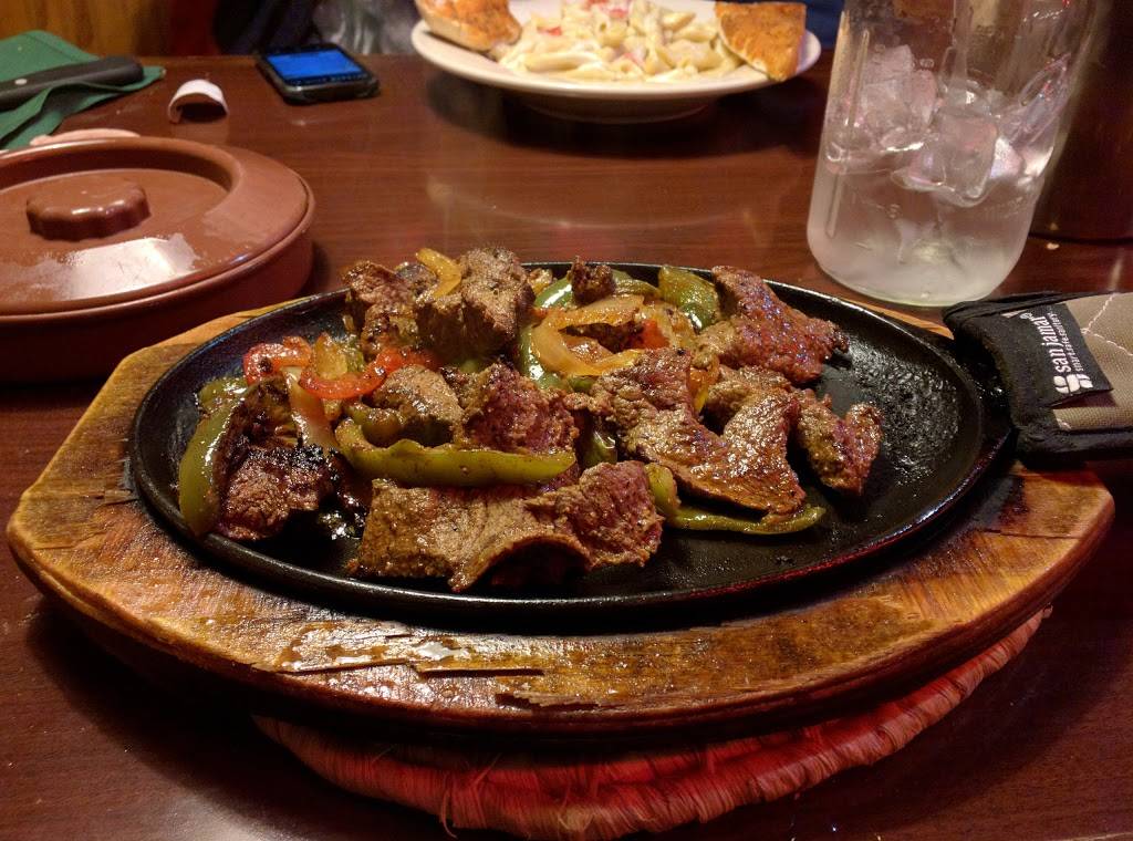 Texas Corral Shelbyville | restaurant | 2103 Intelliplex Dr, Shelbyville, IN 46176, USA | 3173982500 OR +1 317-398-2500