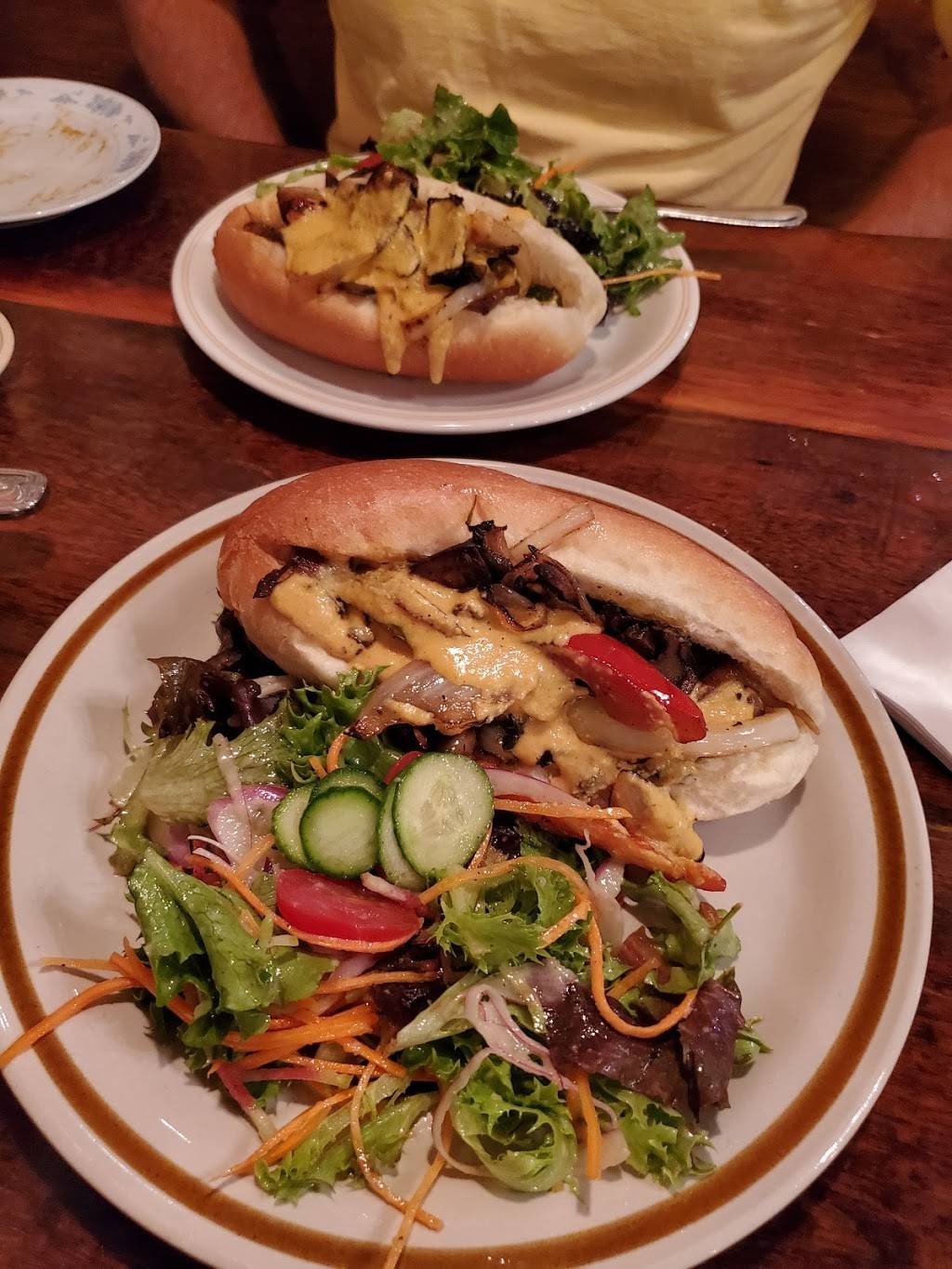 The Wren | restaurant | 1382 Danforth Ave, Toronto, ON M4J 1M9, Canada | 6477481382 OR +1 647-748-1382