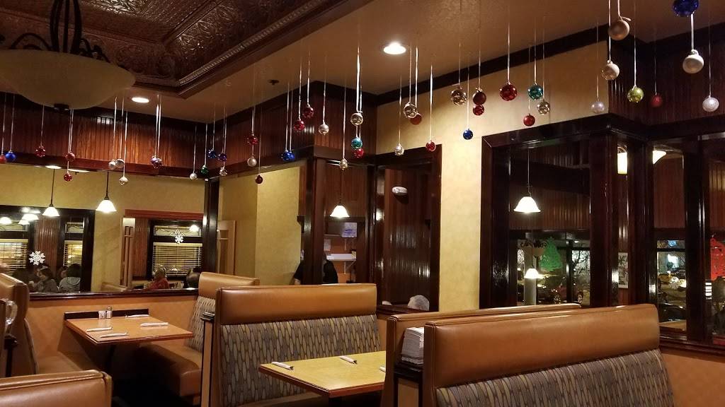 Ricardos Restaurant | restaurant | 4065 Factoria Blvd SE, Bellevue, WA 98006, USA | 4256435585 OR +1 425-643-5585