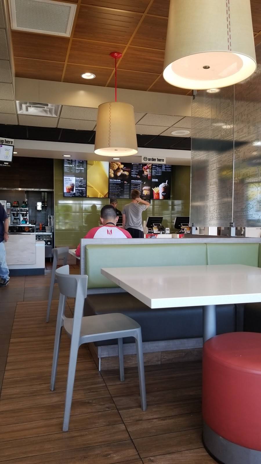 McDonalds | cafe | 13494 W Colonial Dr, Winter Garden, FL 34787, USA | 4076565550 OR +1 407-656-5550