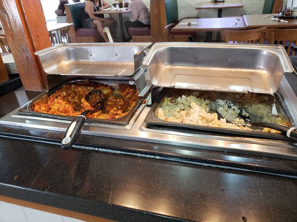 Pizza Hut | meal takeaway | 5731 NW 36th St, Miami, FL 33166, USA | 3058713179 OR +1 305-871-3179