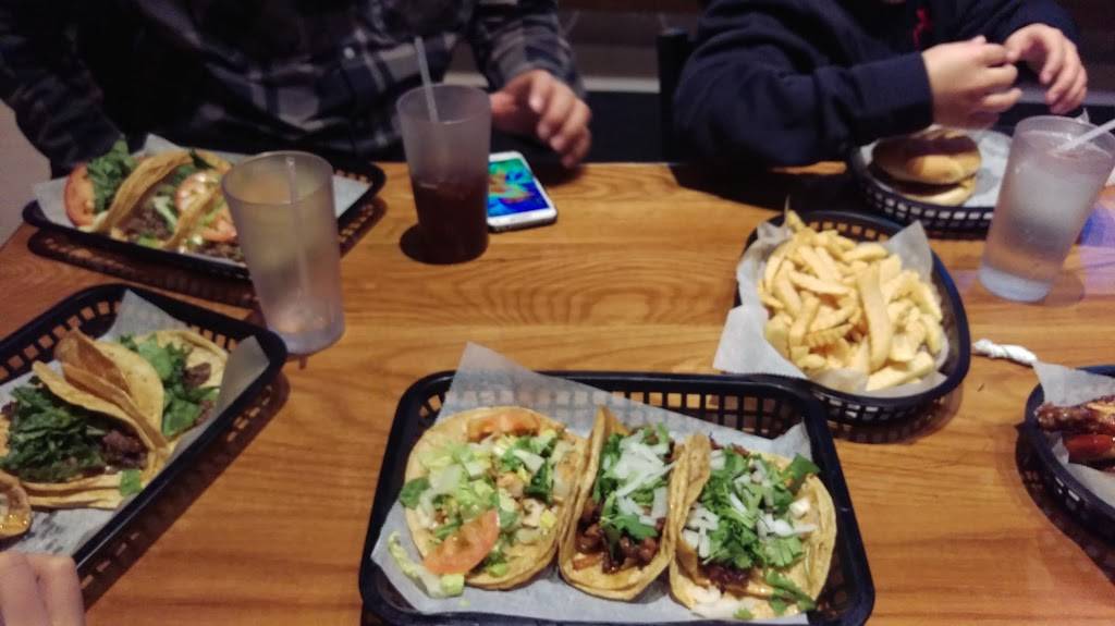 Parrilla Express | restaurant | 6401 34th St, Berwyn, IL 60402, USA | 7086374799 OR +1 708-637-4799