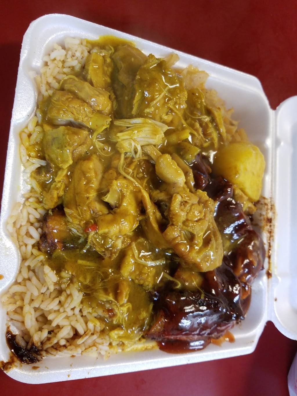 Royal Maroon Caribbean Carryout | restaurant | 3127 W Belvedere Ave, Baltimore, MD 21215, USA | 4105421100 OR +1 410-542-1100