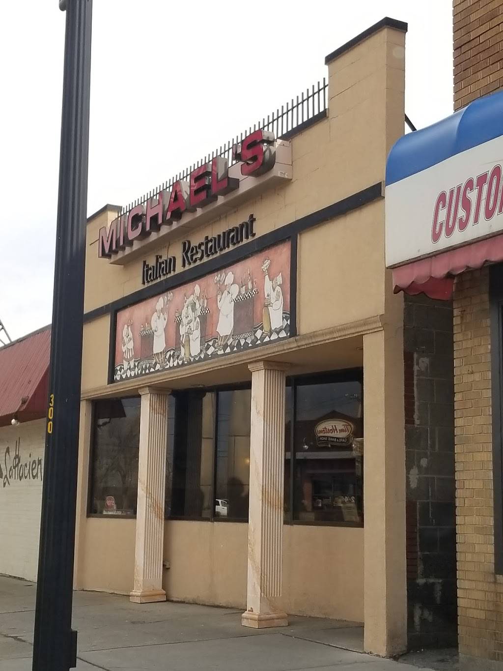 Michaels Restaurant | restaurant | 3011 Pine Ave, Niagara Falls, NY 14301, USA | 7162824043 OR +1 716-282-4043