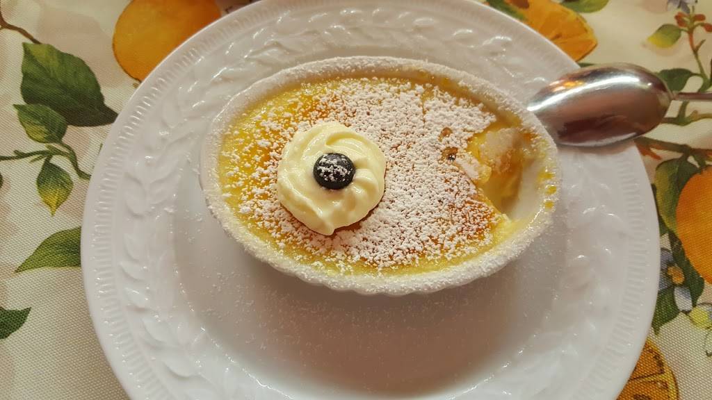 MariaDanna cafe | restaurant | 300 Tamiami Trail North, Trinity Plaza-corner of 3rd ave north, Naples, FL 34102, USA | 2392636892 OR +1 239-263-6892