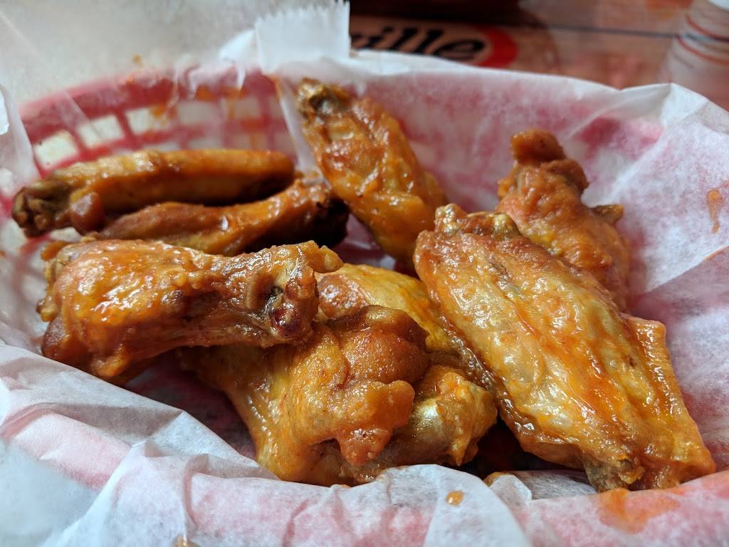 Fosters Grille | restaurant | 138 – A Maple Ave W, Vienna, VA 22180, USA | 7032812224 OR +1 703-281-2224