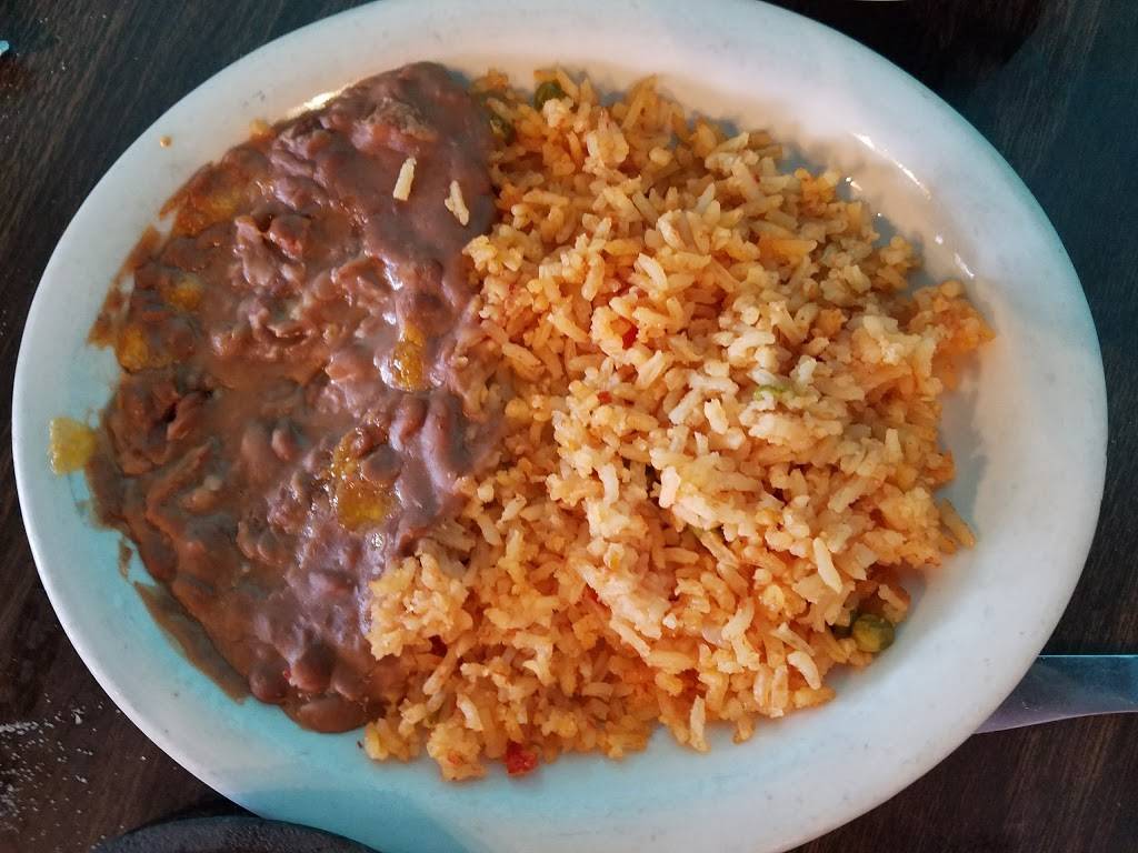 El San Luis Mexican Cafe | restaurant | 1500 E Tyler St, Athens, TX 75751, USA | 9036773800 OR +1 903-677-3800