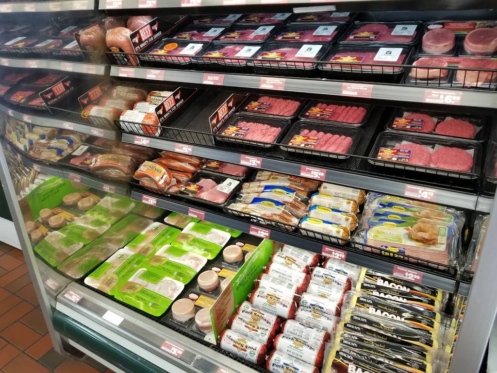 Braums Ice Cream & Burger Restaurant | restaurant | 812 S Stemmons Fwy, Lewisville, TX 75067, USA | 9722213312 OR +1 972-221-3312