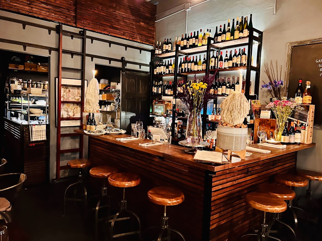 Cest Si Bon! Bistro+Vins | restaurant | 22 NE 7th Ave, Portland, OR 97232, USA | 5039353761 OR +1 503-935-3761