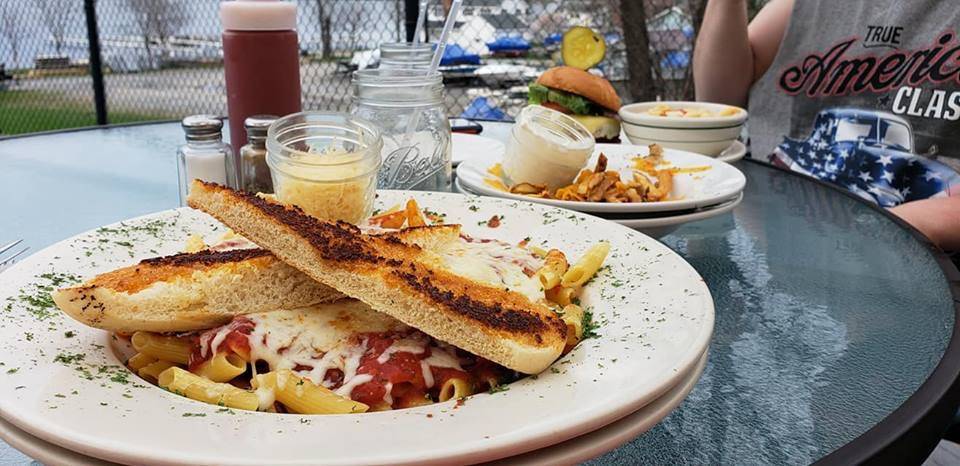 Nostalgia Ale House & Wine Bar | restaurant | 113 NY-9P, Malta, NY 12020, USA | 5185840227 OR +1 518-584-0227