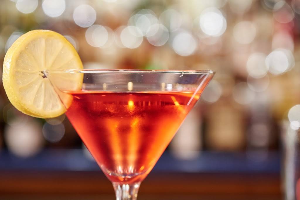 Crush Lounge | restaurant | 875 Bordeaux Way, Napa, CA 94558, USA | 7072513066 OR +1 707-251-3066