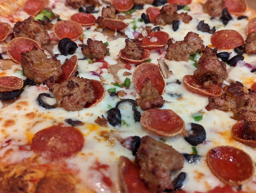 Bourbon Street pizza | restaurant | 2000 Lincolnway E, Mishawaka, IN 46544, USA | 5742276899 OR +1 574-227-6899