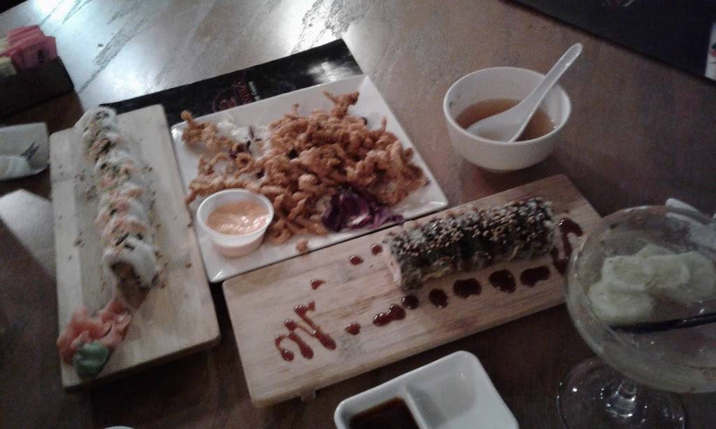 Katsura Sushi Bar | restaurant | 5380 N Mesa St #101, El Paso, TX 79912, USA | 9155846160 OR +1 915-584-6160