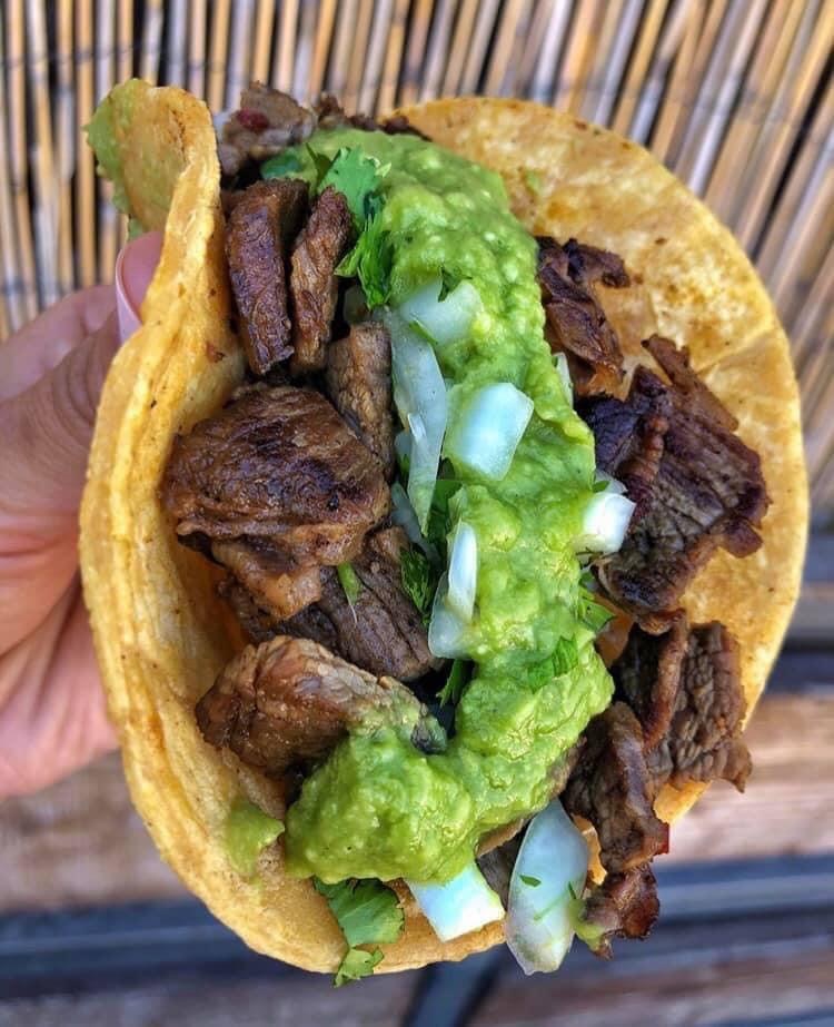 Tacos al carbon El chaparrito | restaurant | 4622 S Central Ave, Los Angeles, CA 90011, USA | 2132785938 OR +1 213-278-5938