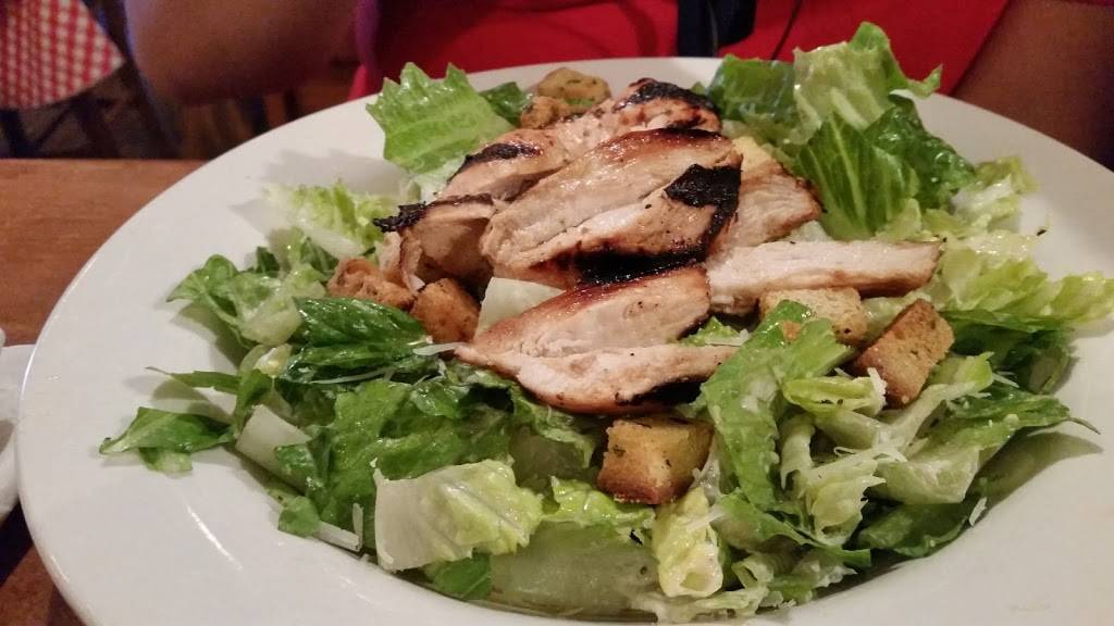 Famous Daves Bar-B-Que | meal takeaway | N, 3170 Naglee Rd, Tracy, CA 95304, USA | 2098336337 OR +1 209-833-6337