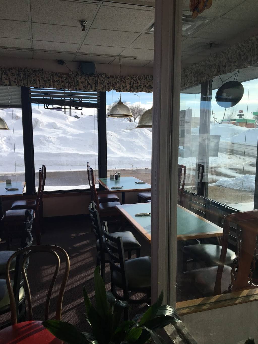 Lakeville Chinese Restaurant | restaurant | 17400 Kenwood Trail #100, Lakeville, MN 55044, USA | 9528984899 OR +1 952-898-4899