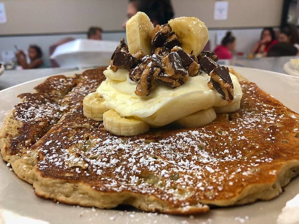 Elm Centre Cafe | restaurant | 39 Elm St #19, Southbridge, MA 01550, USA | 5087647288 OR +1 508-764-7288