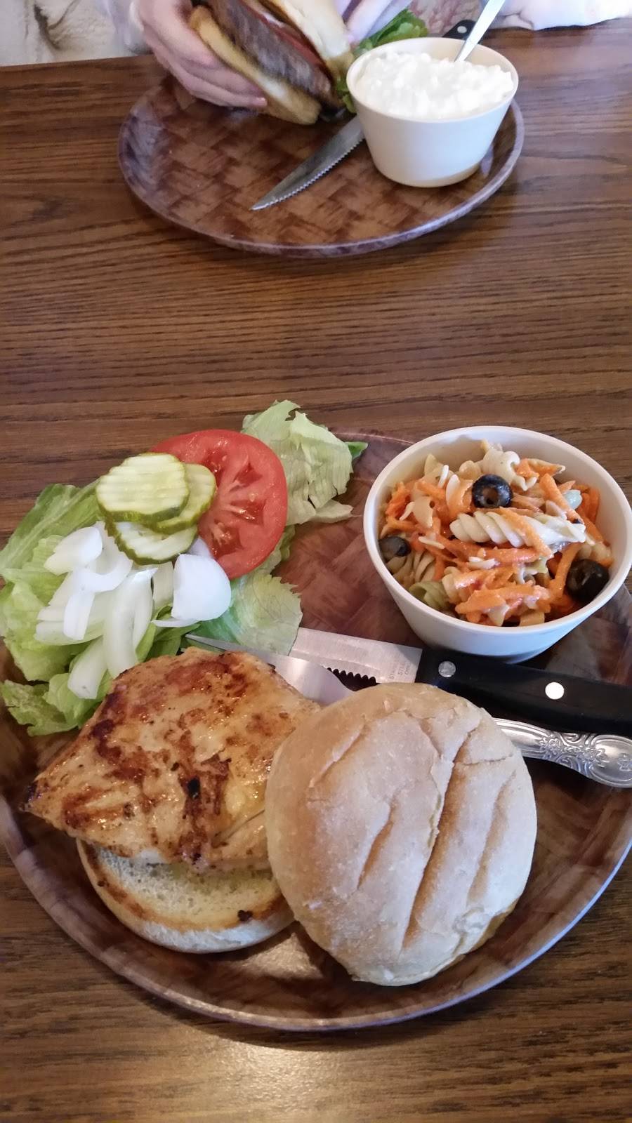 Loess Moose Bar And Grill | restaurant | 209 E Erie St, Missouri Valley, IA 51555, USA | 7126006441 OR +1 712-600-6441