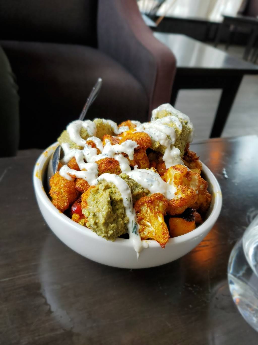 Gilt Restaurant | restaurant | 305 King St W #102, Kitchener, ON N2G 1B9, Canada | 5199546100 OR +1 519-954-6100