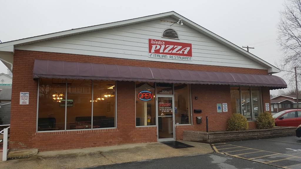 Toledos Pizza | restaurant | 800 S Potomac St, Waynesboro, PA 17268, USA | 7177497007 OR +1 717-749-7007