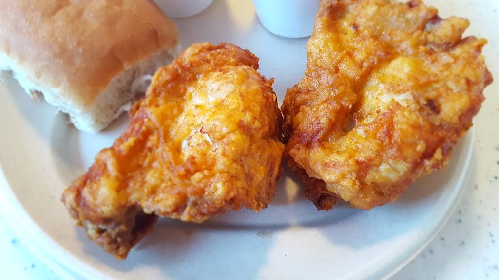 Maryland Fried Chicken | restaurant | 315 S Alexander St, Plant City, FL 33566, USA | 8137529200 OR +1 813-752-9200