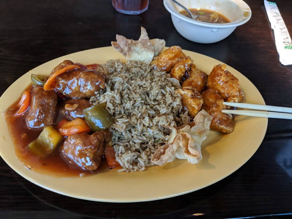 Wok Inn | restaurant | 410 & Military, 7430 Northwest Loop 410 #101, San Antonio, TX 78245, USA | 2106817488 OR +1 210-681-7488