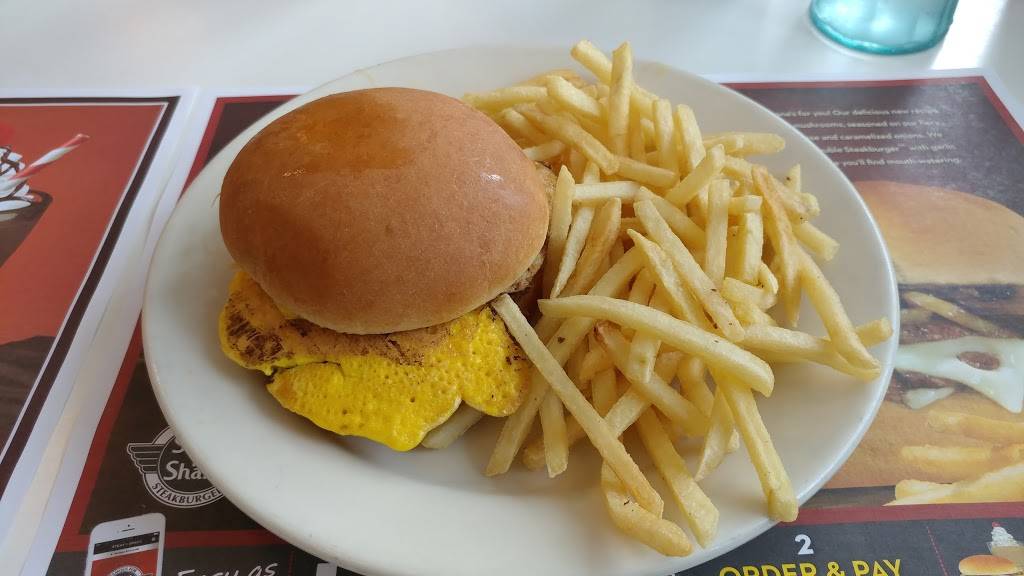 Steak n Shake | restaurant | 10555 Ulmerton Rd, Largo, FL 33771, USA | 7275880848 OR +1 727-588-0848