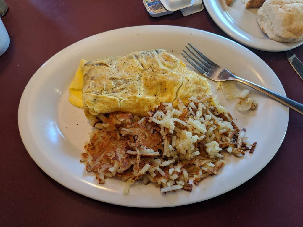 Skids Restaurant of Elon | restaurant | 134 W Haggard Ave, Elon, NC 27244, USA | 3365845223 OR +1 336-584-5223