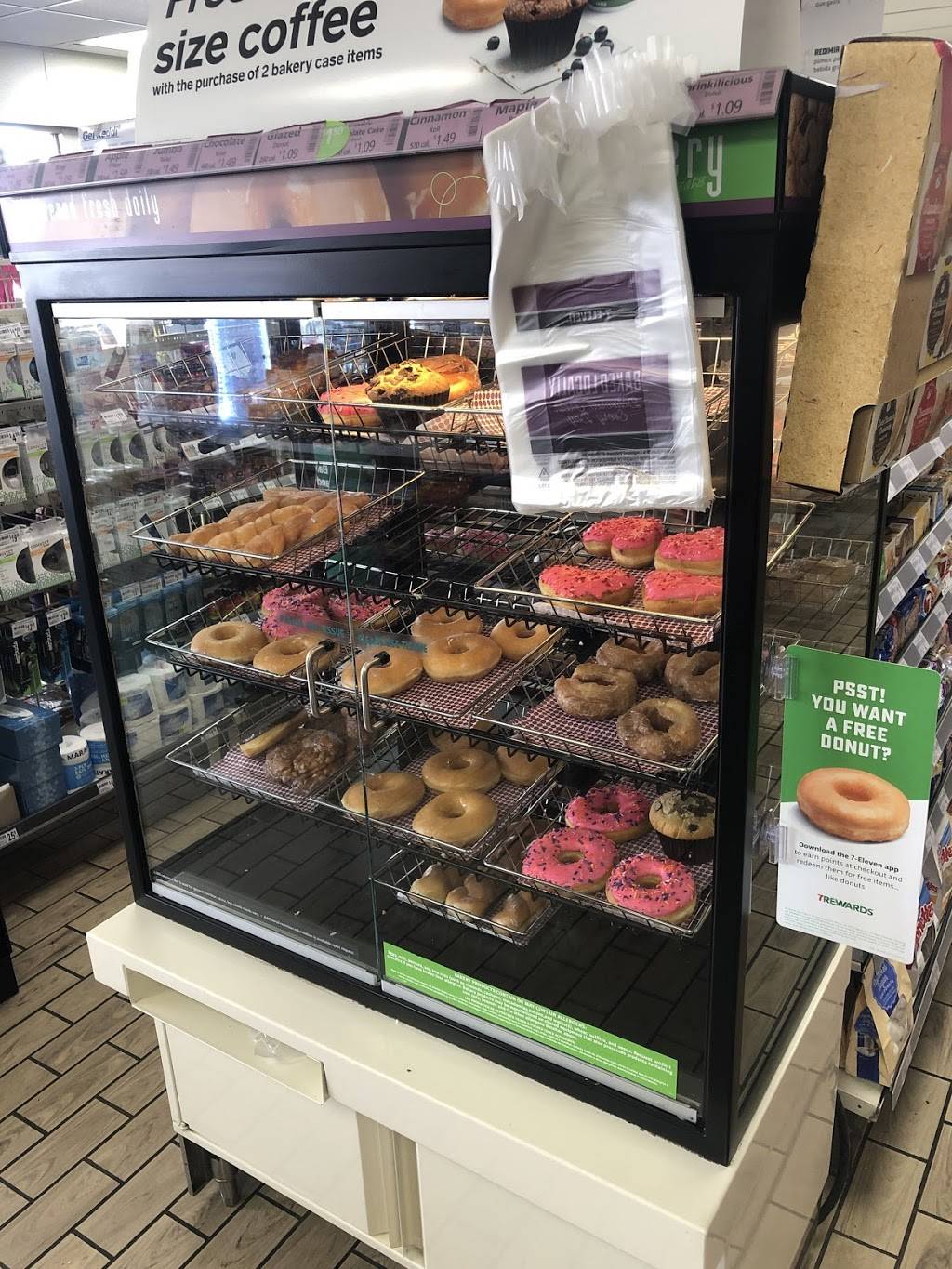 7-Eleven | bakery | 770 Keystone Ave, Reno, NV 89503, USA | 7753236712 OR +1 775-323-6712