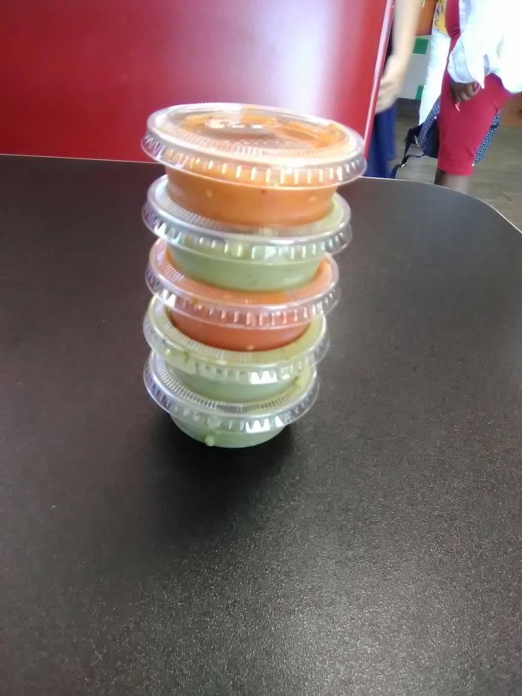 Albertos Mexican food | restaurant | 33389 CA-74, Hemet, CA 92545, USA | 9514910950 OR +1 951-491-0950