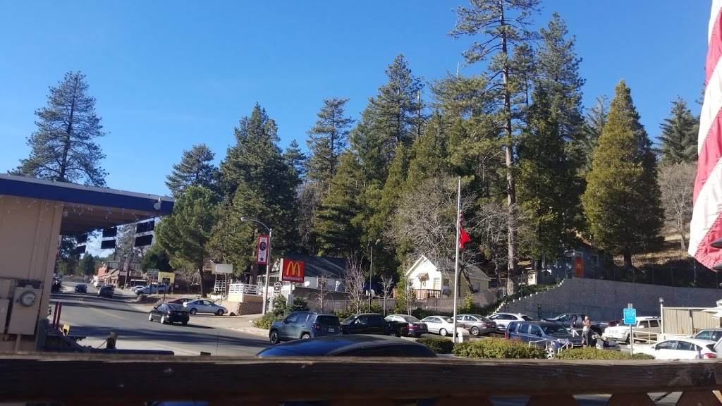 The A Restaurant | restaurant | 24075 Lake Dr, Crestline, CA 92325, USA | 9093382423 OR +1 909-338-2423