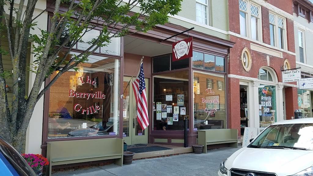 The Berryville Grille | restaurant | 9 E Main St, Berryville, VA 22611, USA | 5409554317 OR +1 540-955-4317