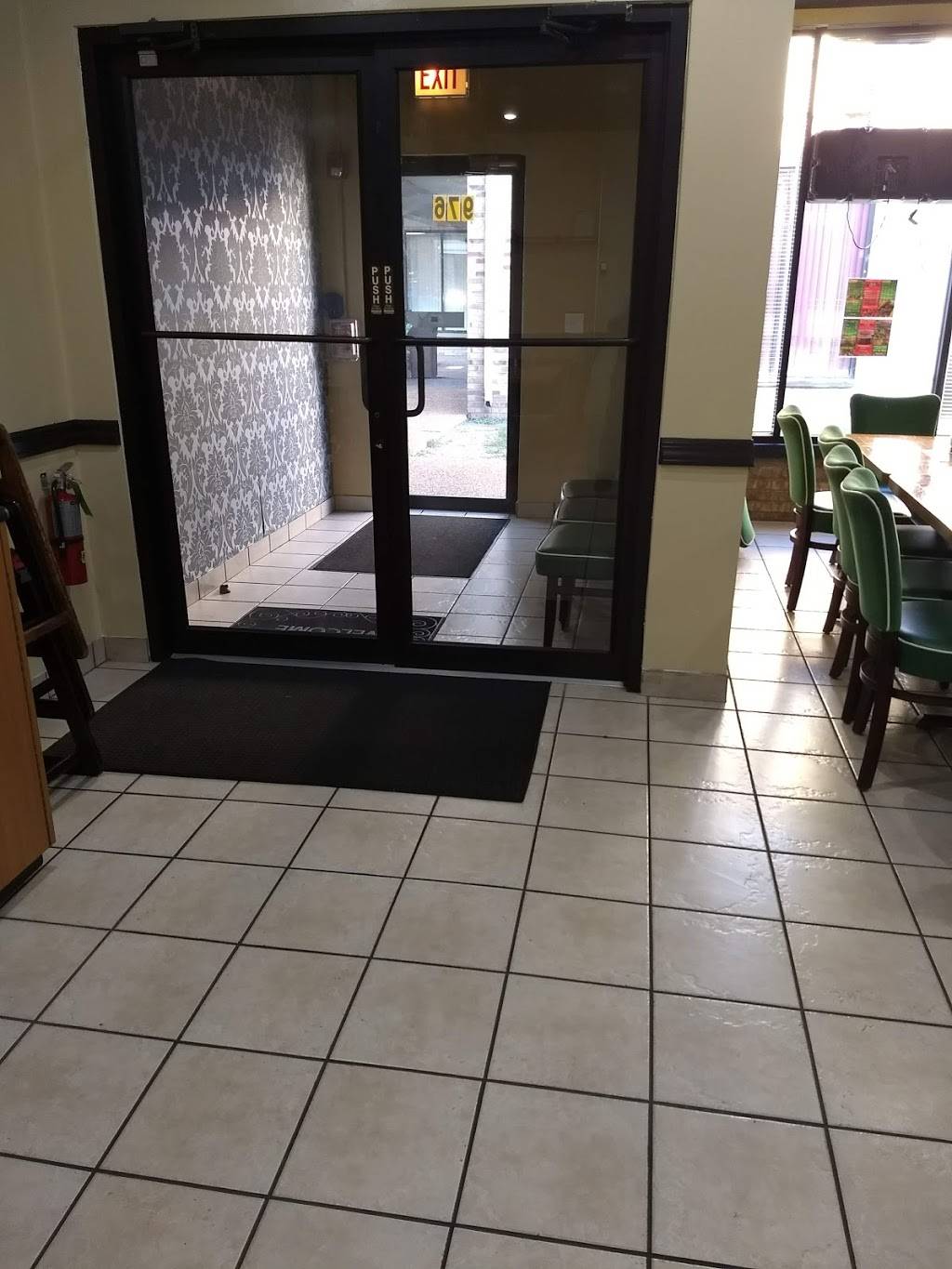 Jbeez Fastfood & Mediterranean & Grill | restaurant | 976 West Army Trail Road, Carol Stream, IL 60188, USA | 6308555054 OR +1 630-855-5054