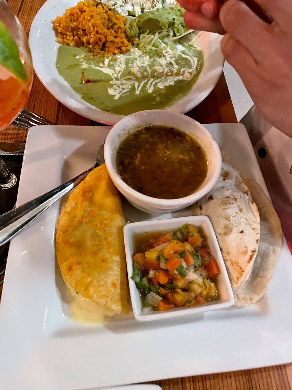 El Mirasol | restaurant | 938 N Loop 1604 W, San Antonio, TX 78232, USA | 2104798765 OR +1 210-479-8765