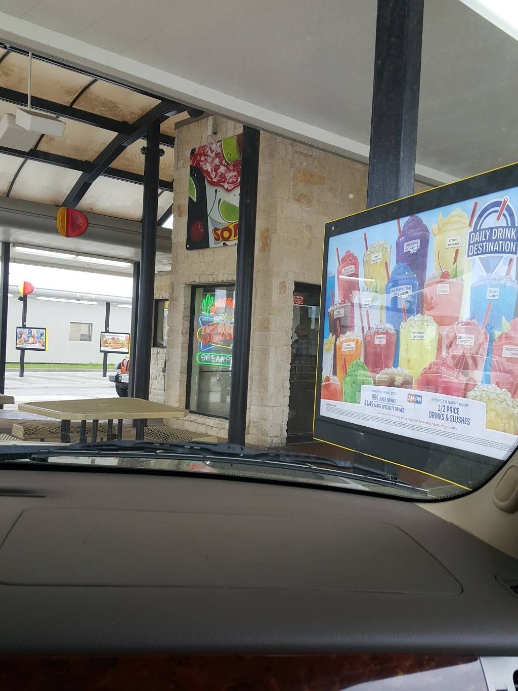 Sonic Drive-In | restaurant | 6414 Saratoga Blvd, Corpus Christi, TX 78414, USA | 3619934900 OR +1 361-993-4900