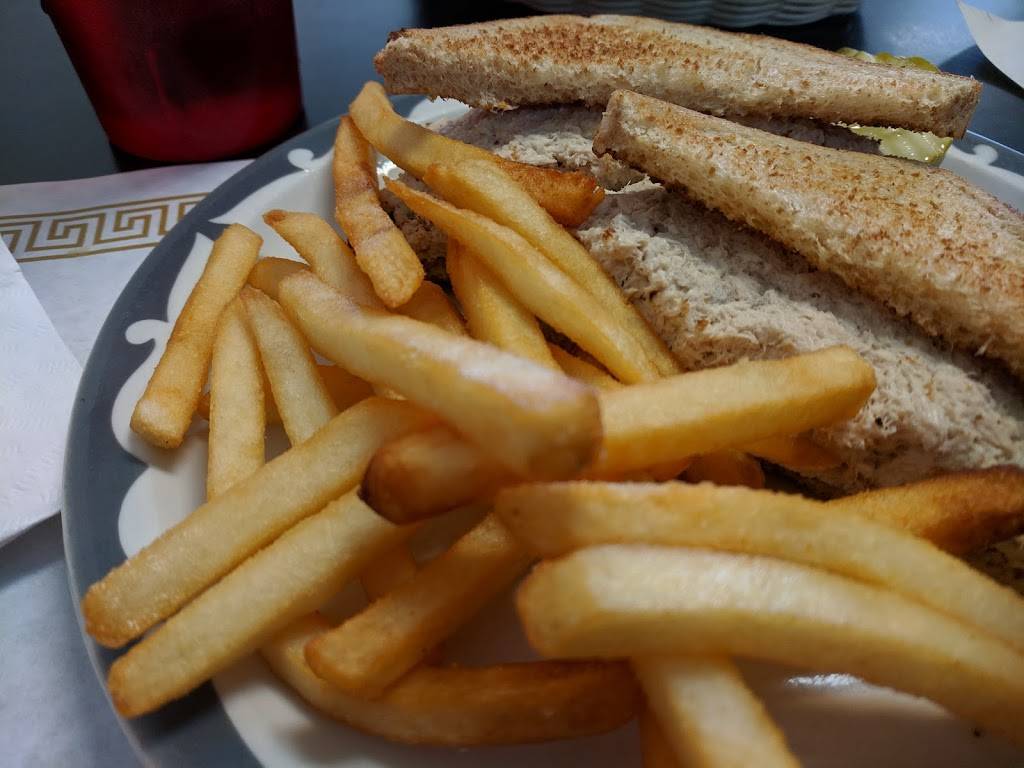 Castillos Restaurant Inc | restaurant | 5656 S Packard Ave # 21, Cudahy, WI 53110, USA | 4144821511 OR +1 414-482-1511