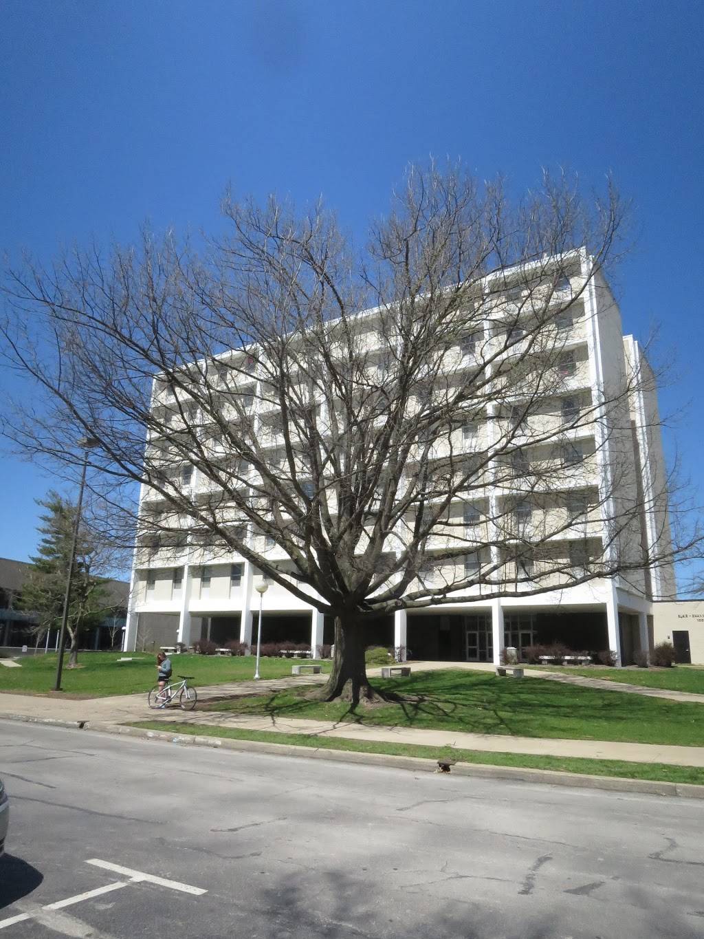 Blair-Shannon Dining Hall | restaurant | 1001 E Madison St, Springfield, MO 65807, USA | 4178365622 OR +1 417-836-5622