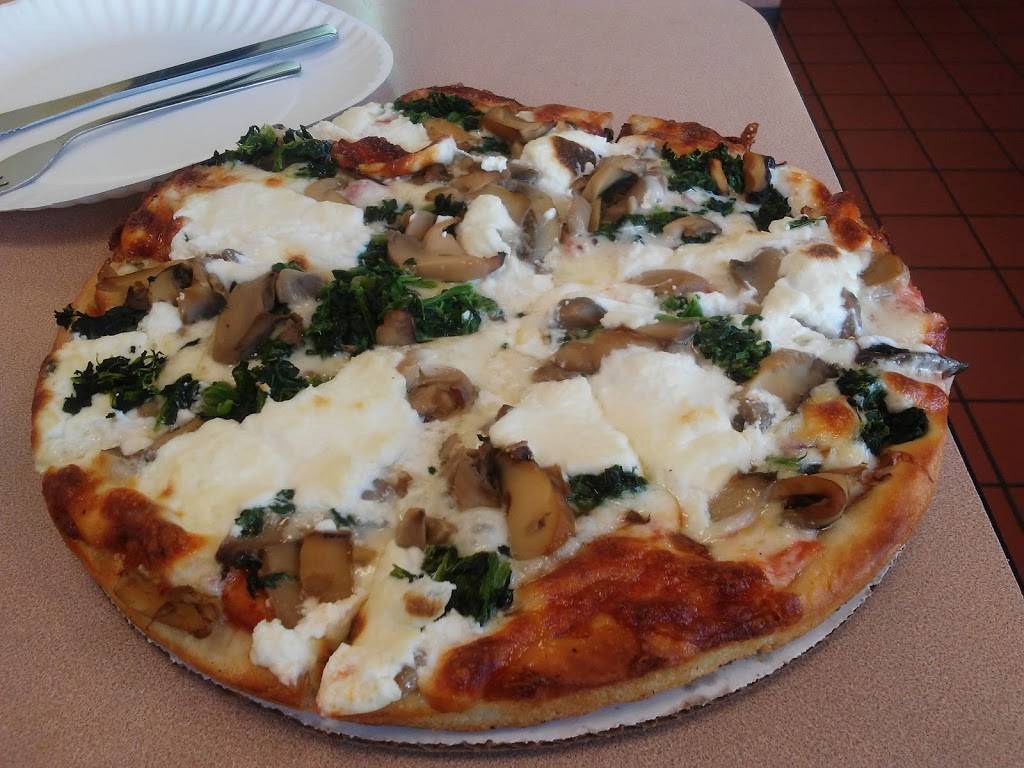 Johns Pizza | restaurant | 162 Grove St, Stamford, CT 06901, USA | 2033484056 OR +1 203-348-4056